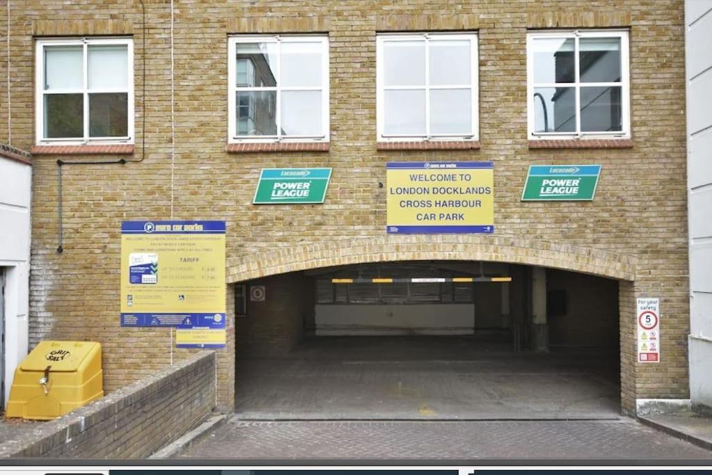 Cosy, Comfy 2 Bed Canary Wharf *