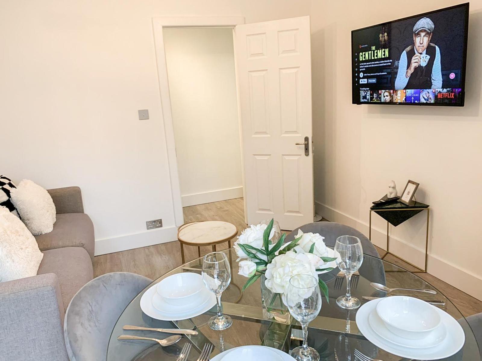 Apartamento Vibrant 2-Bedroom Flat With Elevator In Marylebone, Close To Hyde Park & Edgware Road Londres