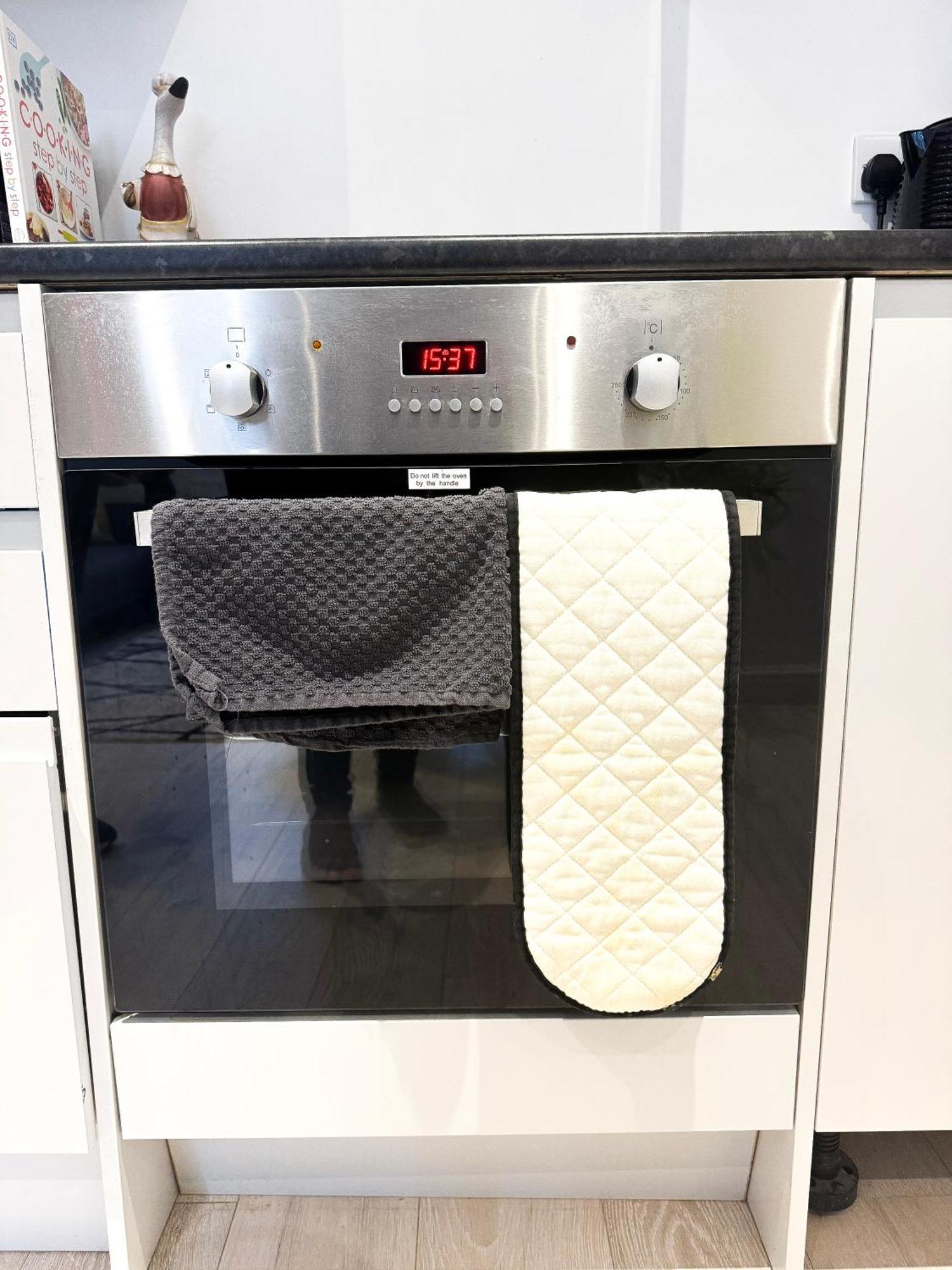 Wembley Luxury: Two-bedroom With Parking * Londres