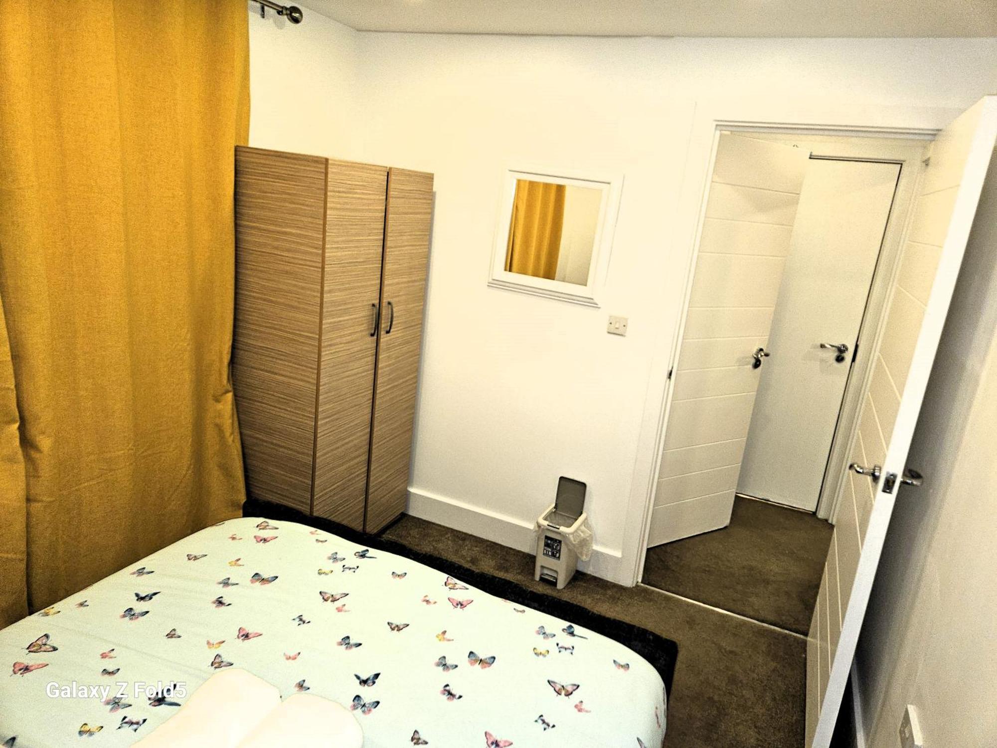 Apartamento Sleephouse Partying Is Not Allowed Pls