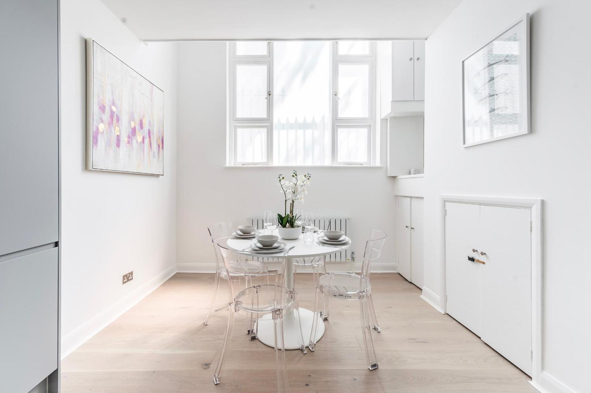 Townhouse Moments From Hyde Park & Notting Hill - Free Luggage Storage Nearby And In Unit Washing Machine & Dryer Holiday home *