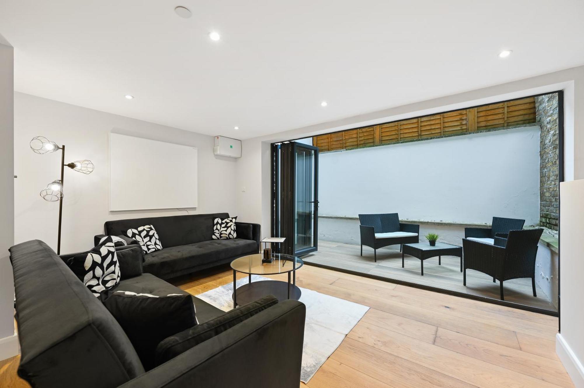 Apartamento Stunning 2 Bed Basement Flat In Hammersmith *