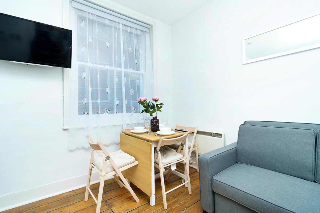 Brewer Street Apartment