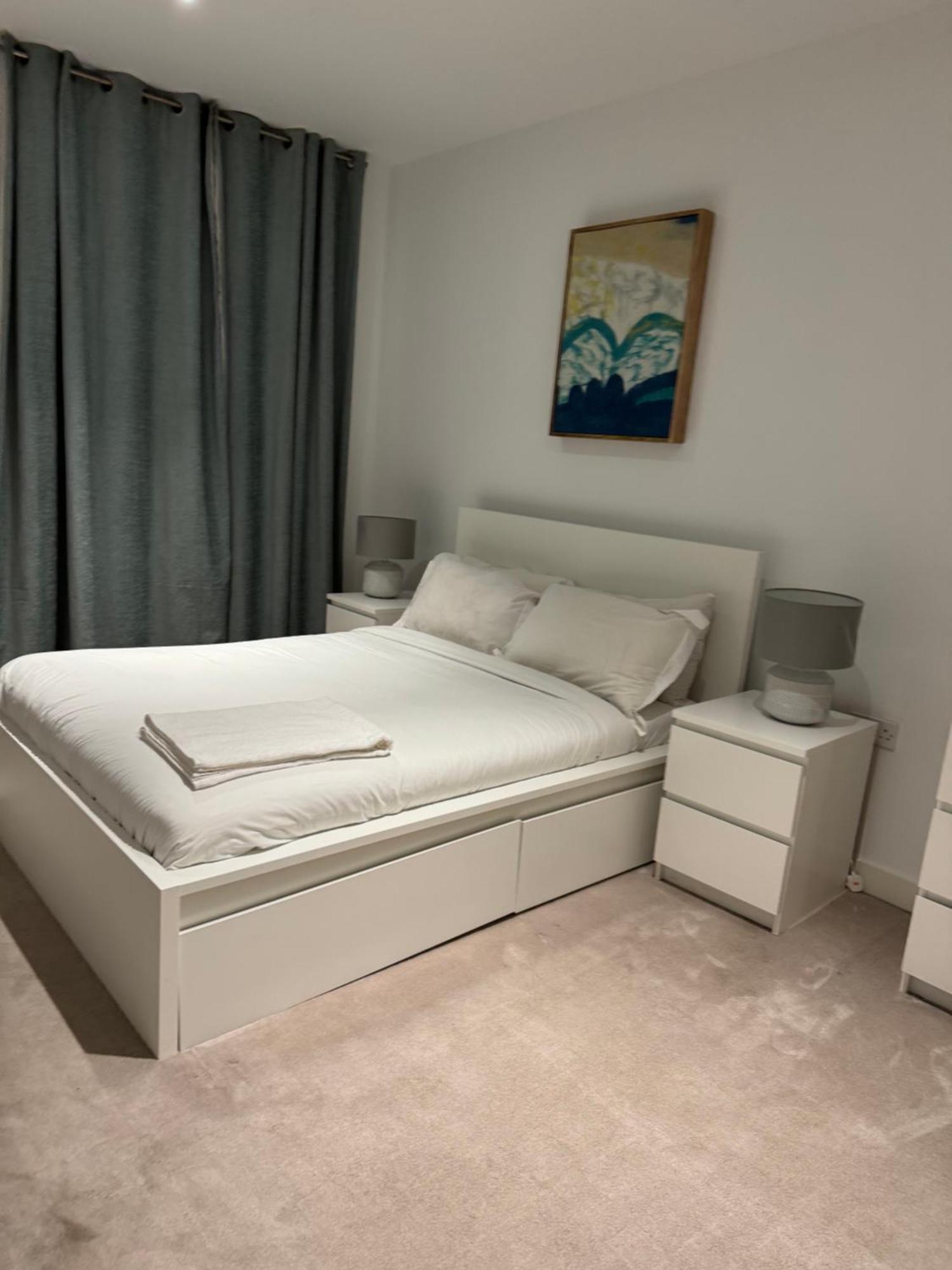 Apartamento Docklands Stunning 2 Bed *