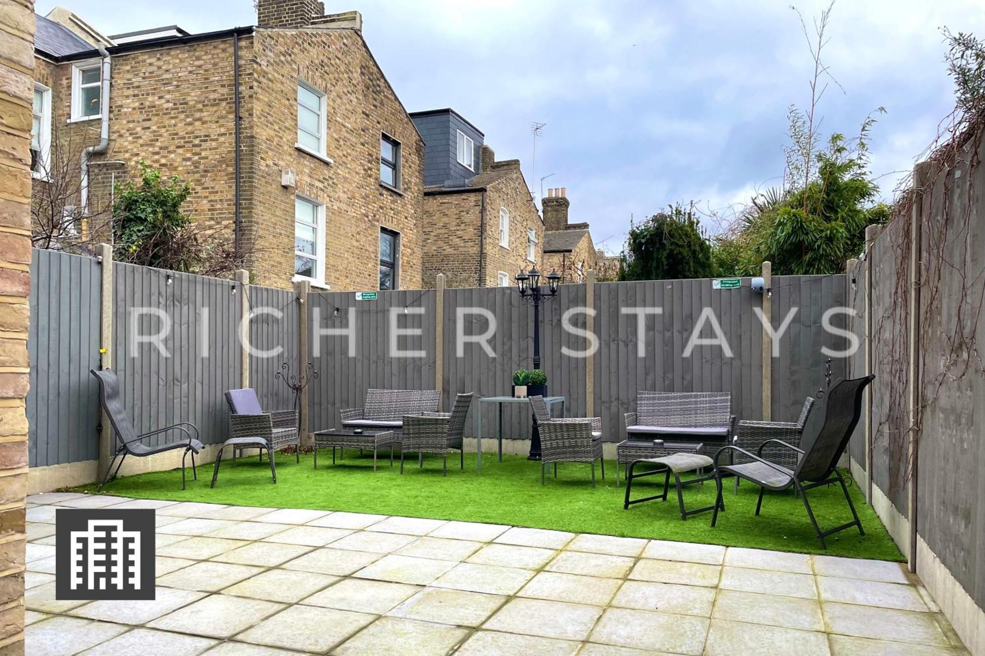 Hotel Hackney - En-suite & Amenities