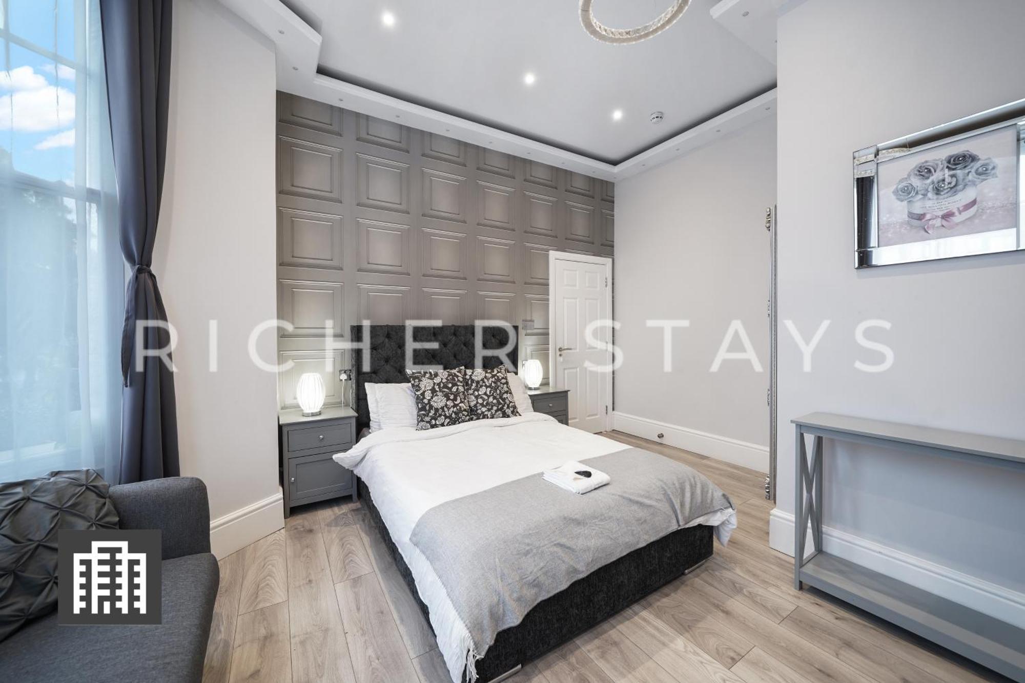 Hackney - En-suite & Amenities Hotel