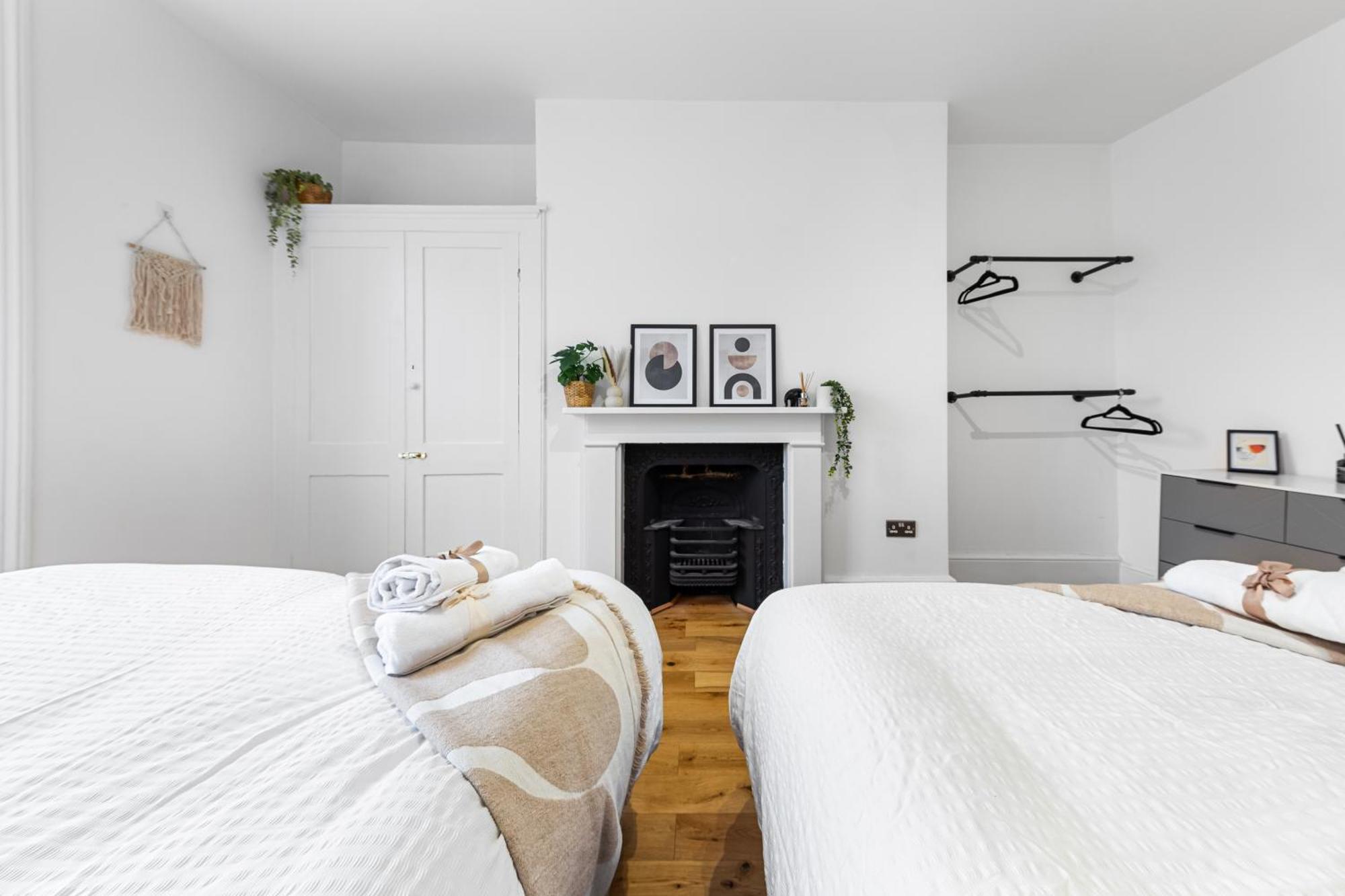 Apartment Stylish 3 Bedroom Serviced In Kings Cross