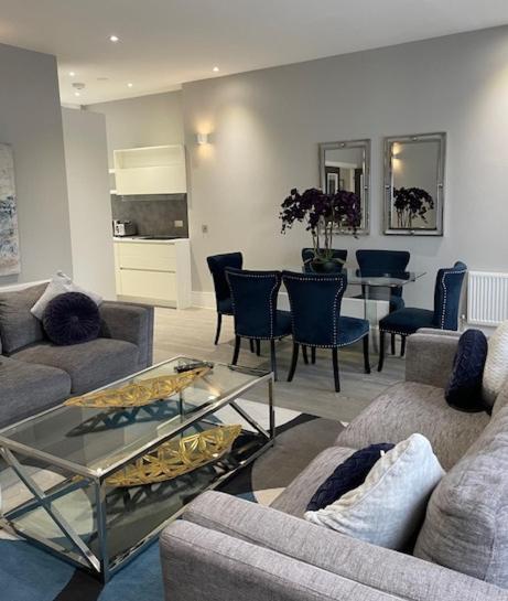Street Residences By Aeria Apartment London