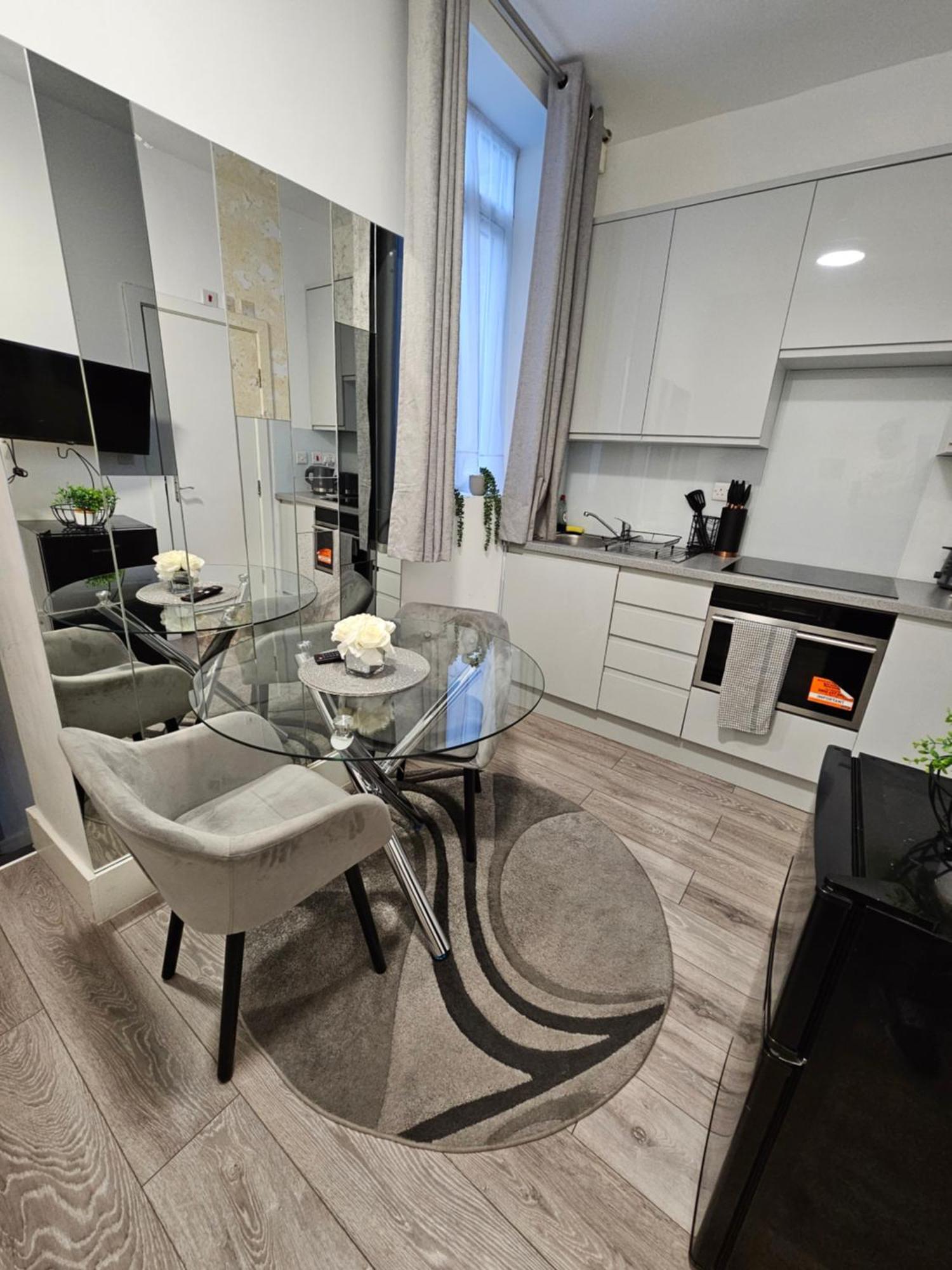 Apartamento Large 30 Mins To Oxford Street *