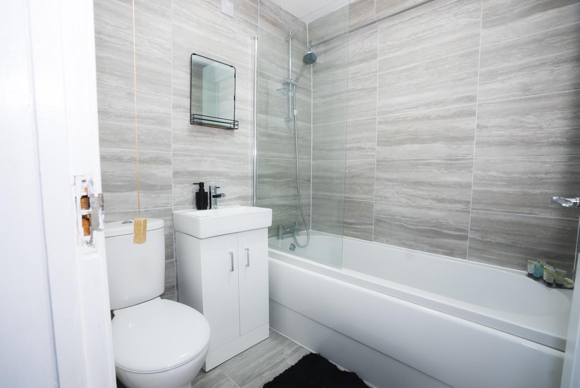 Apartamento 1 Bed Flat Tottenham Hale N17 Londres