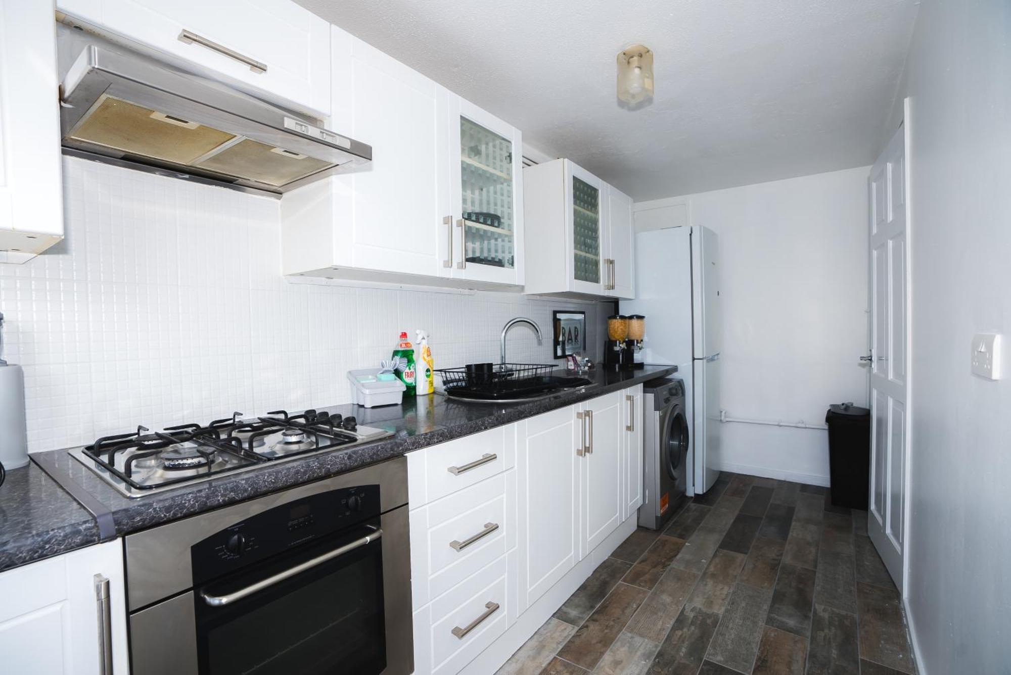1 Bed Flat Tottenham Hale N17 Apartamento *
