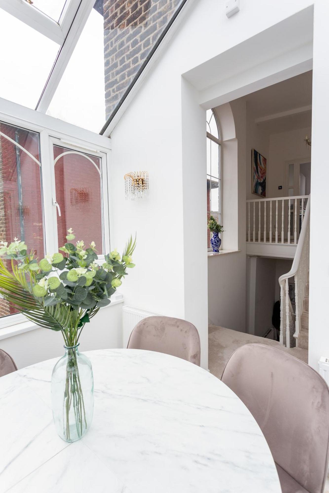 Holiday home Stunning Large 4 Bedroom Victorian