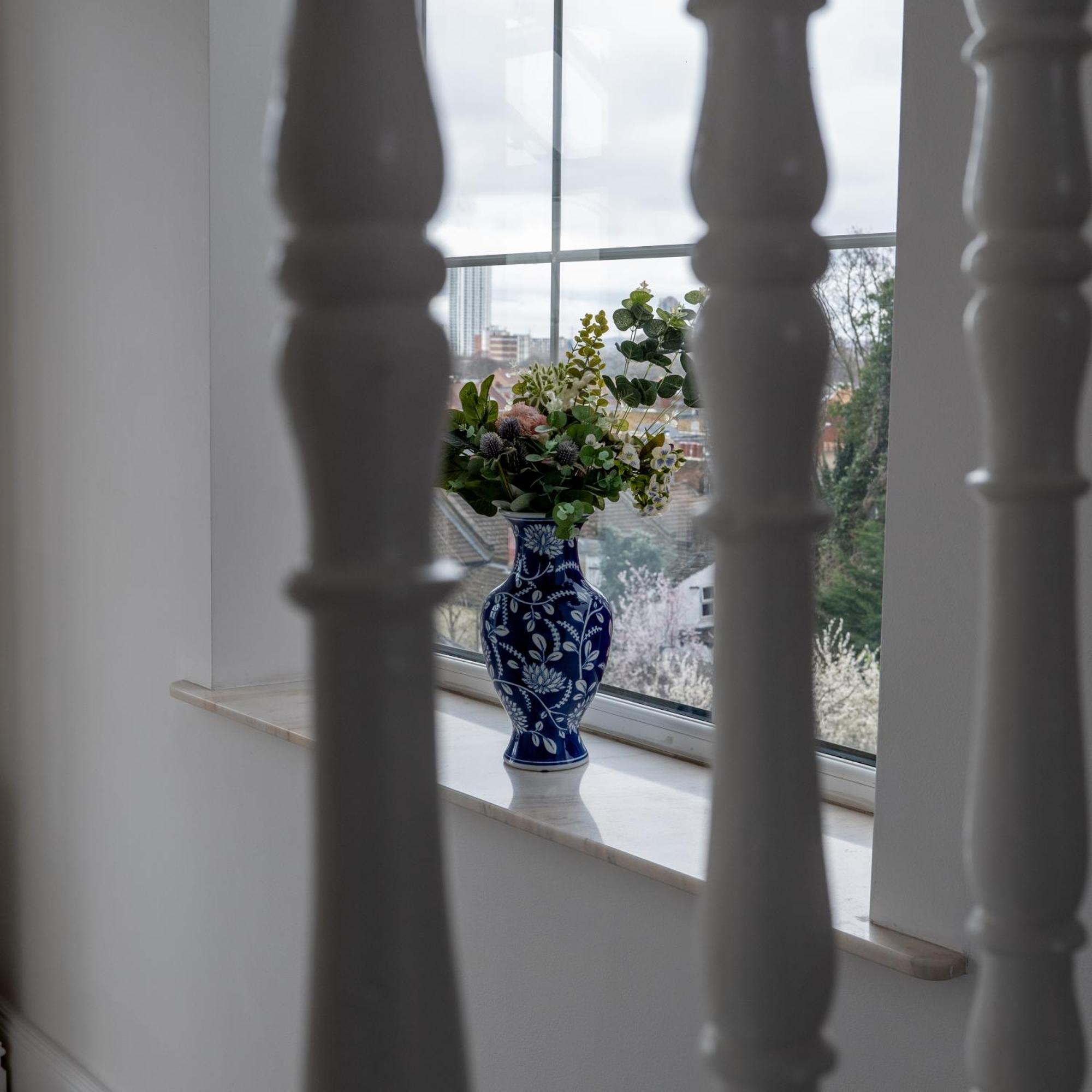 Stunning Large 4 Bedroom Victorian Holiday home