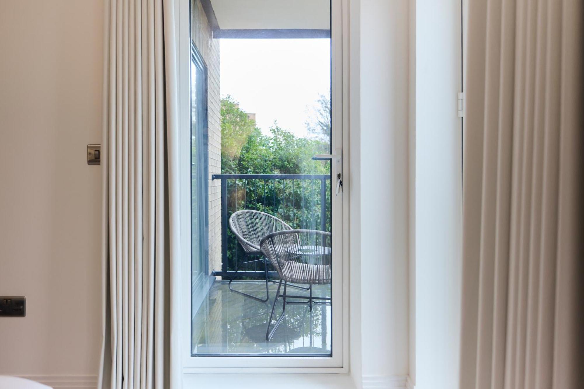 The Wembley Park Gem - Lovely 2bdr Flat With Balcony London