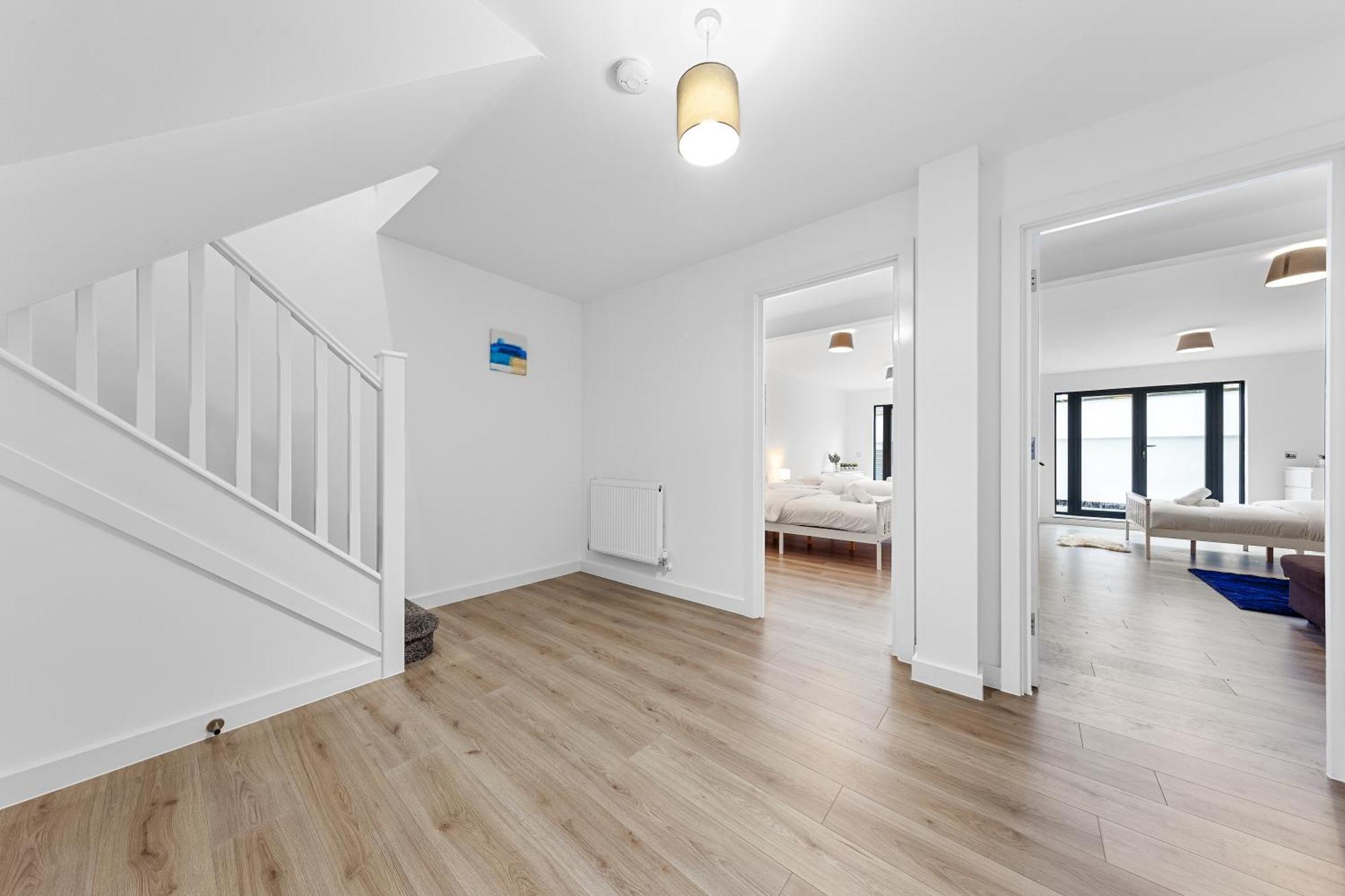 Apartamento Spacious Sleep 14 1 Min From Tooting Station Mr3 Londres