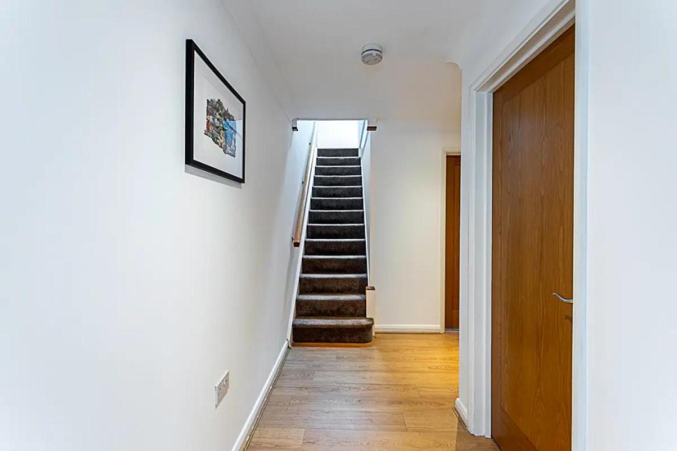 2br , 50