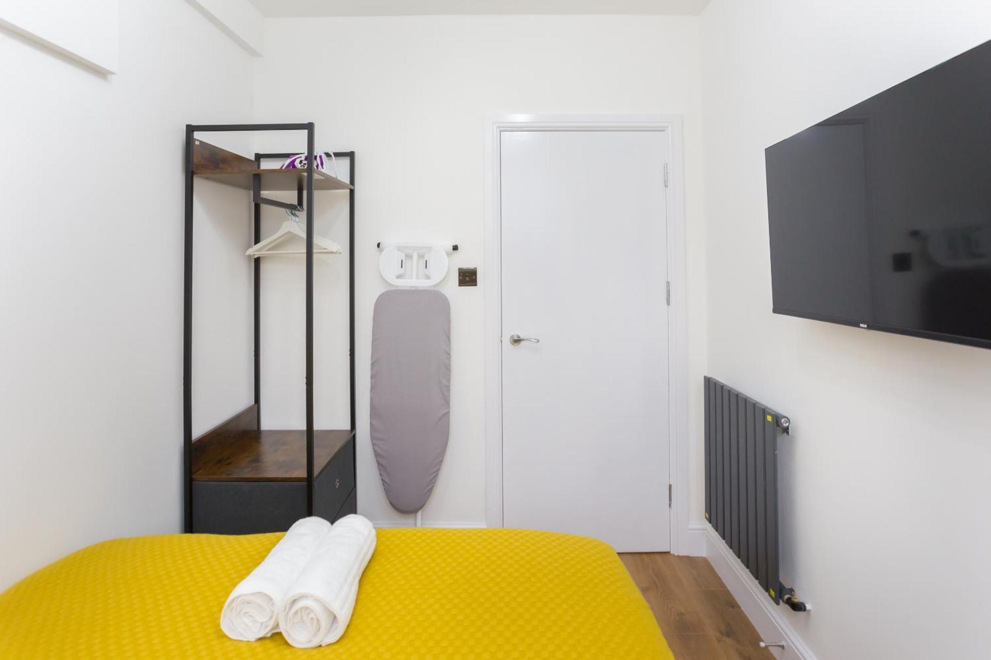 Apartamento Centre One Bedroom Next To Station, Newly Renovated