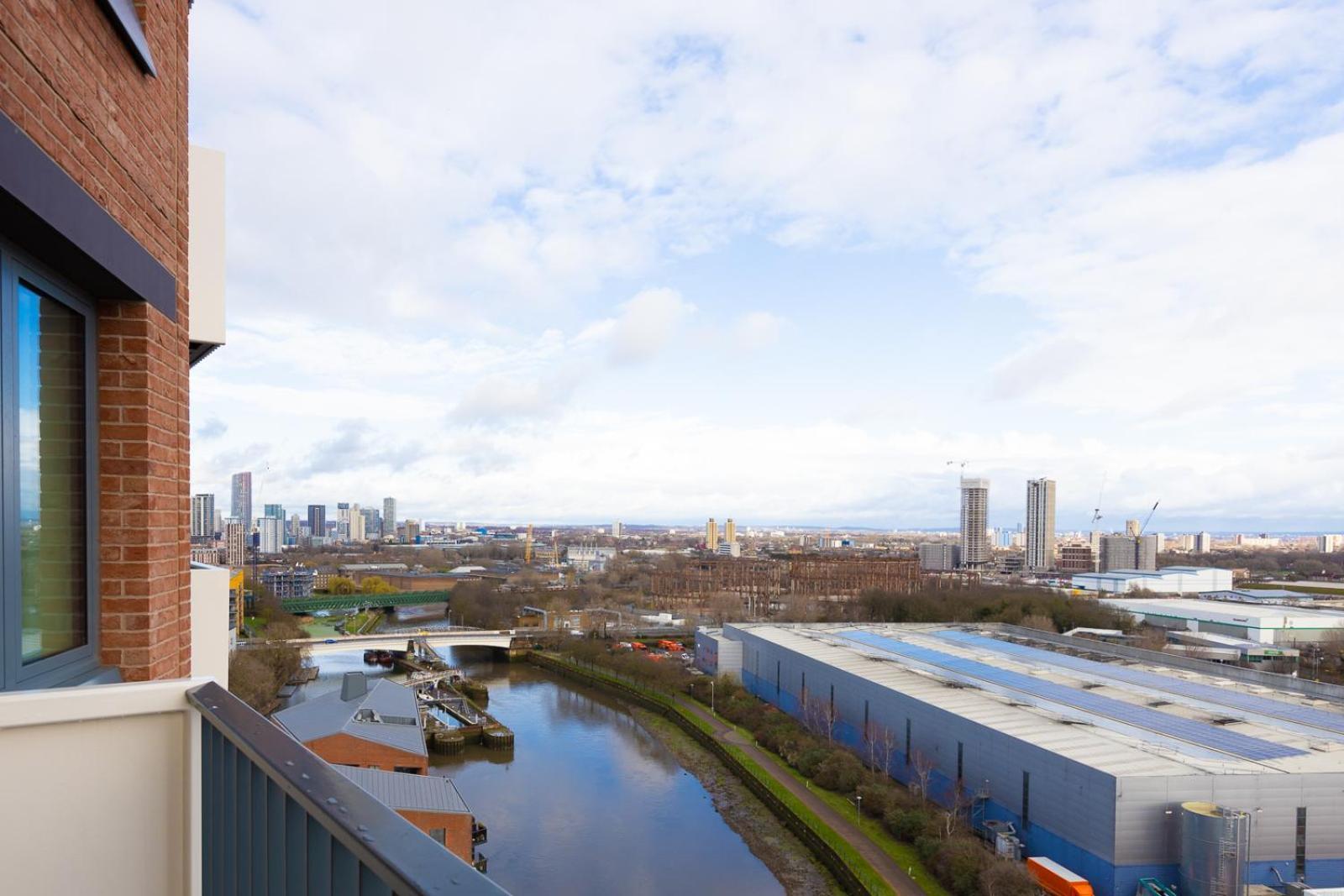 Modern 2bd Flat In Canary Wharf With And River Views Apartamento