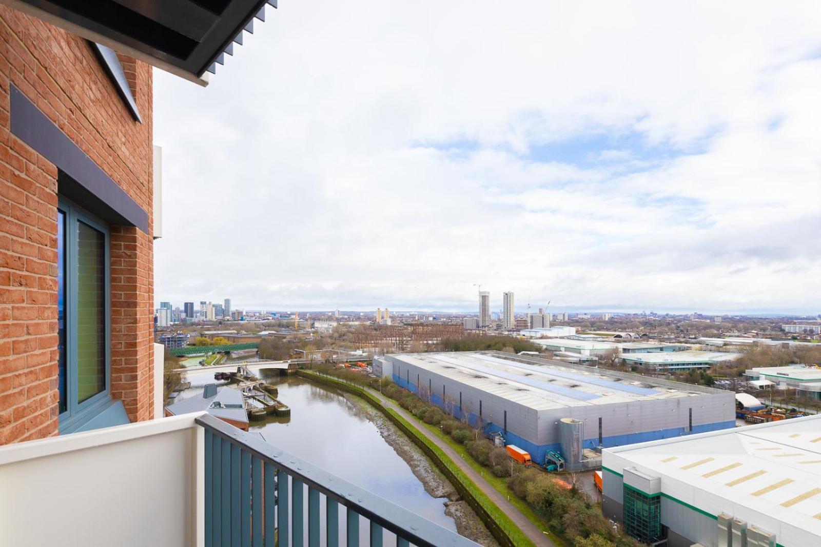 Modern 2bd Flat In Canary Wharf With And River Views Apartamento Londres