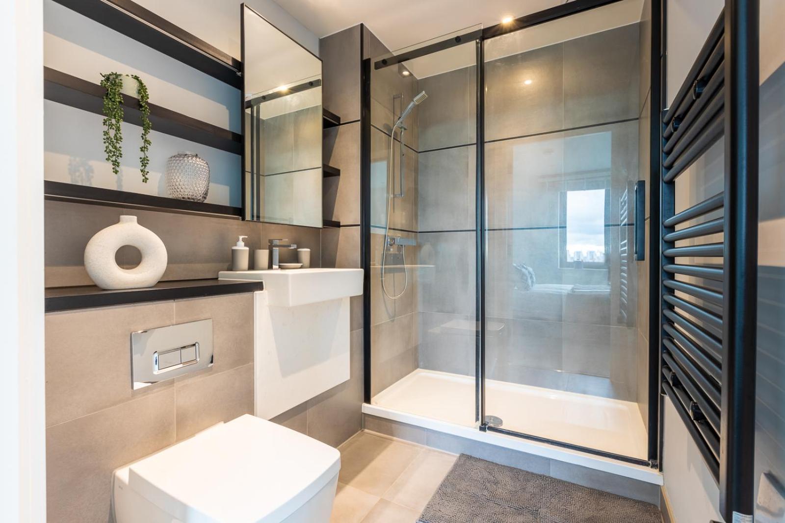 Modern 2bd Flat In Canary Wharf With And River Views Londres