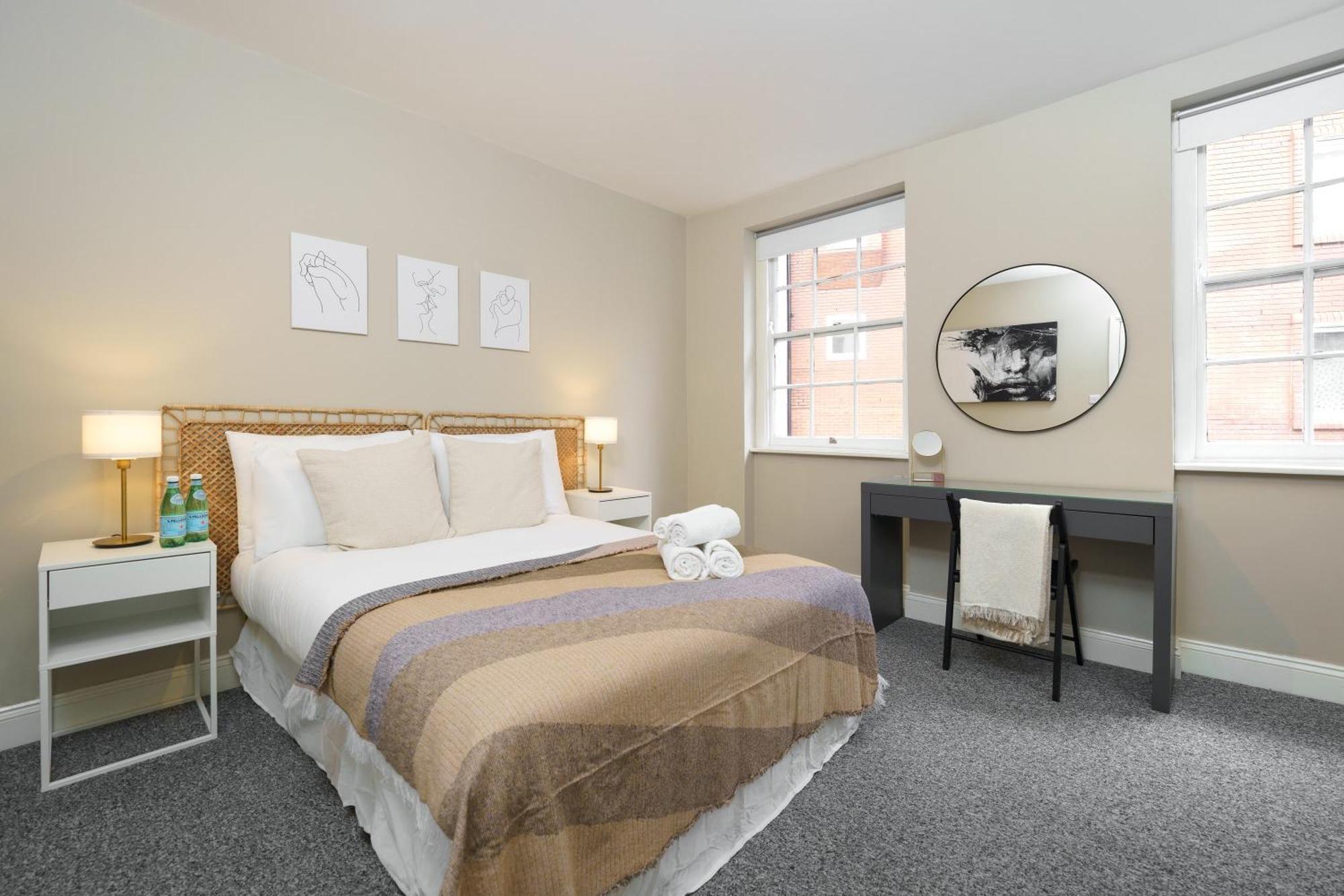 Covent Garden/chinatown/soho Location Apartment *