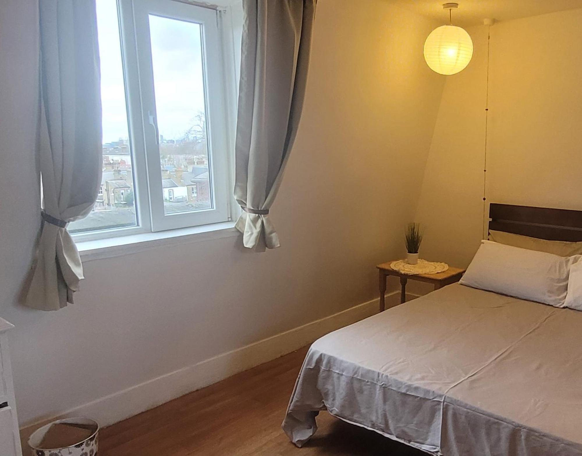 Clapham House Apartment *