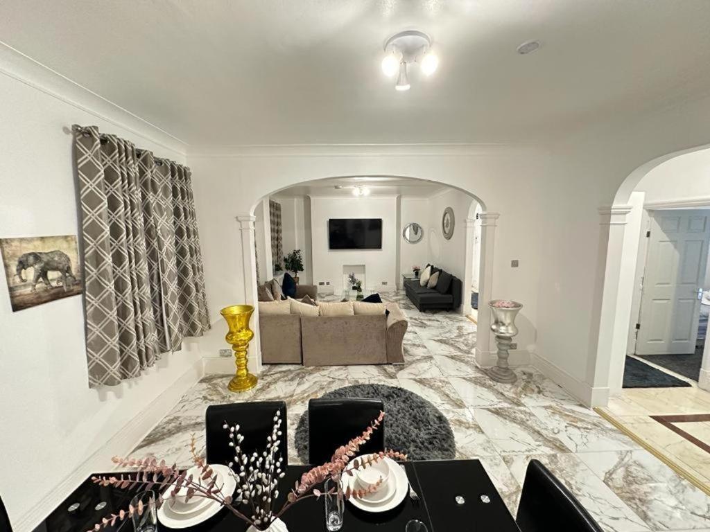 Apartment Mayfair Family London