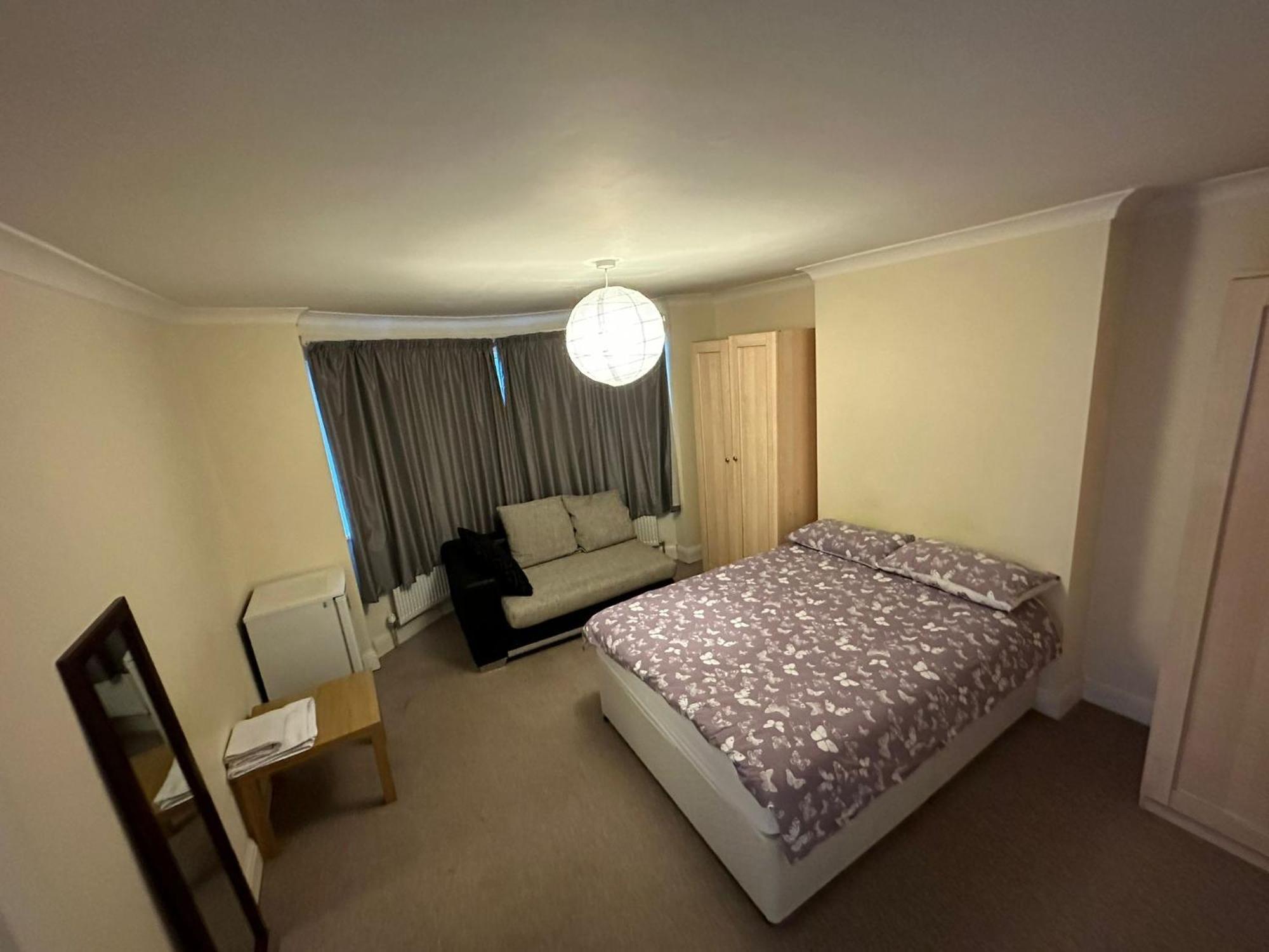 Homestay House Dollis Hill *