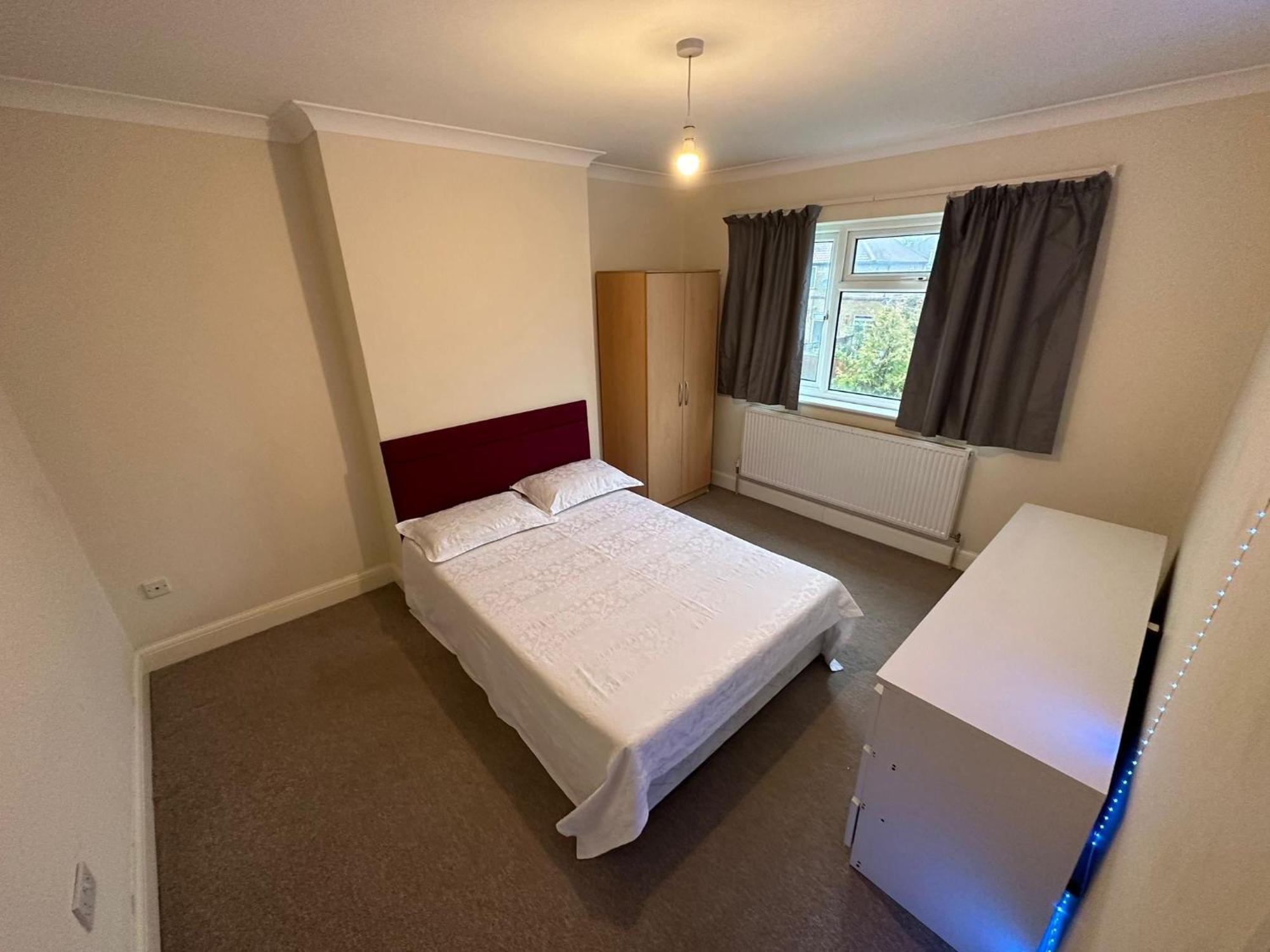 House Dollis Hill Homestay *