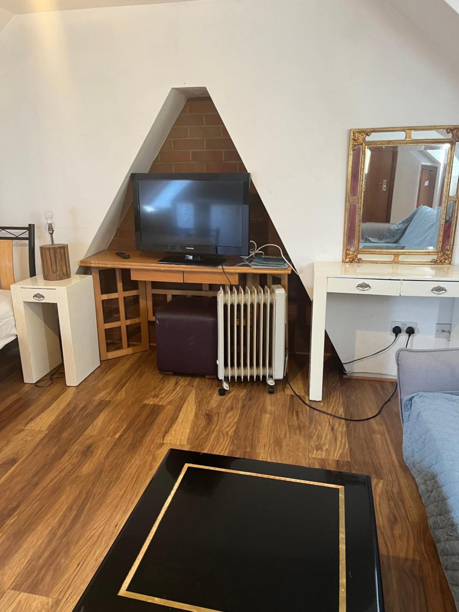 Shaheen Apartment