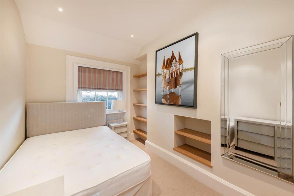 Holiday home Prestige Belgravia Royal Mansion *