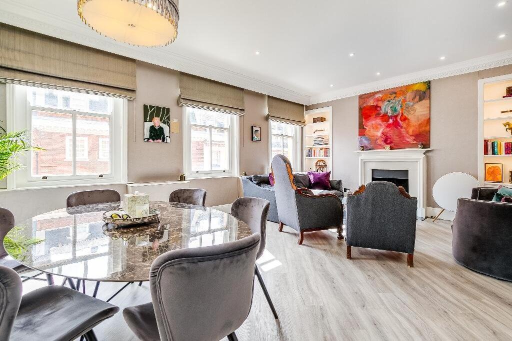 Holiday home Prestige Belgravia Royal Mansion *