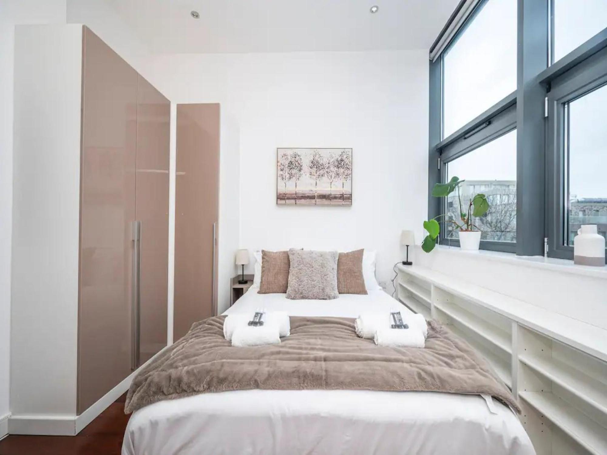 Pass The Keys 2 Bed 2 Bath Pentonville Road Angel Apartment *