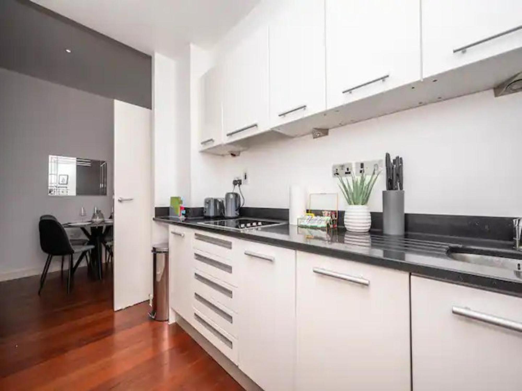 Pass The Keys 2 Bed 2 Bath Pentonville Road Angel Apartment London