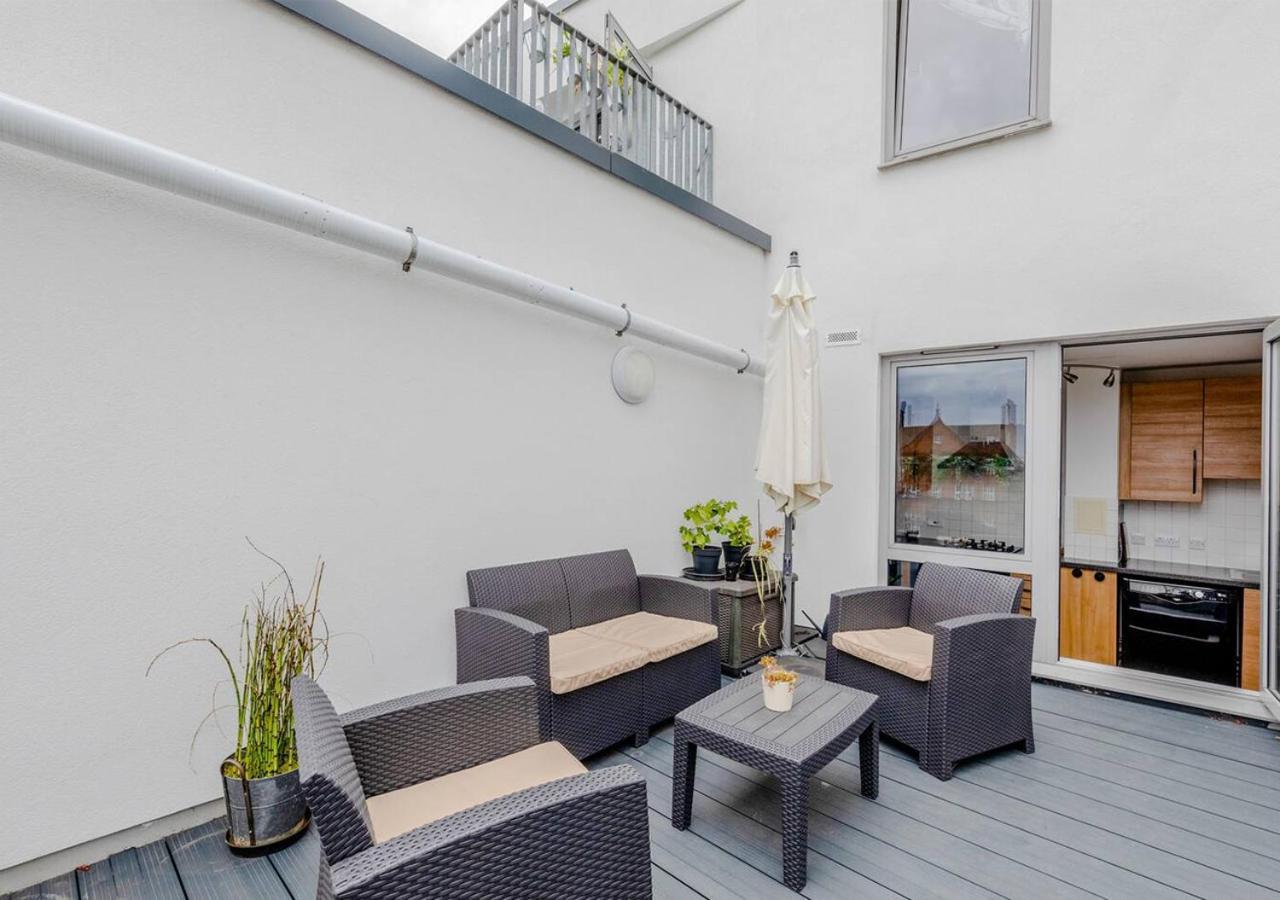 Apartment Modern 1bd Flat In Aldgate East With Terrace