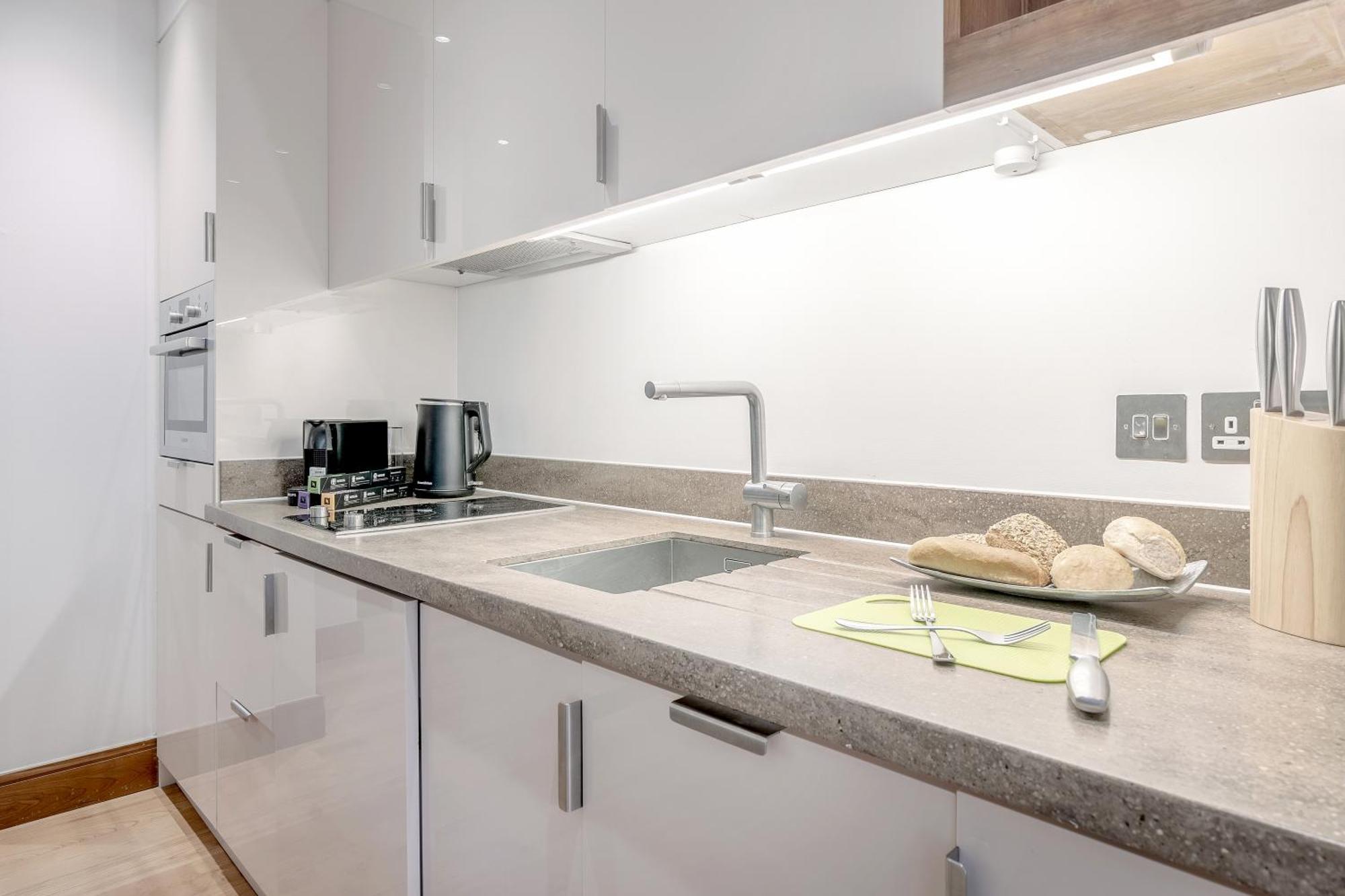 Kula - Tower Hill Apartamento