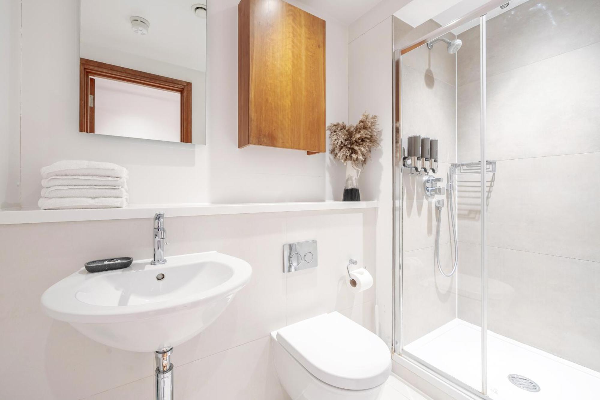 Kula - Tower Hill Apartamento