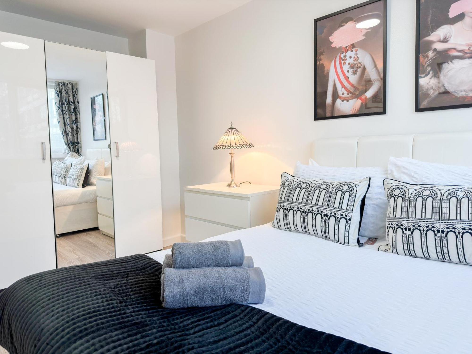 Cosy 3 Bedroom 3 Bathroom Flat With Private Garden- Maida Vale, Near Paddington
