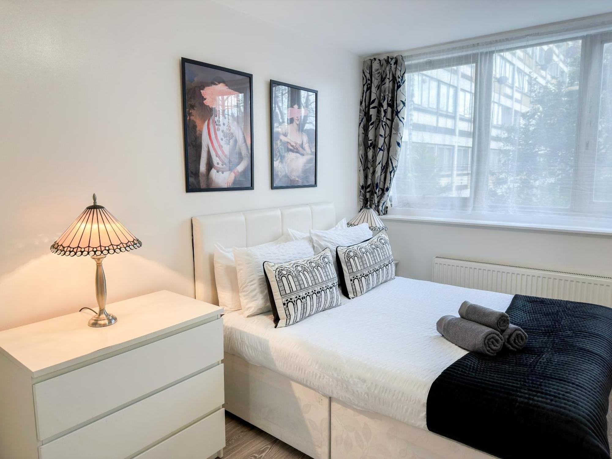 Cosy 3 Bedroom 3 Bathroom Flat With Private Garden- Maida Vale, Near Paddington Apartment