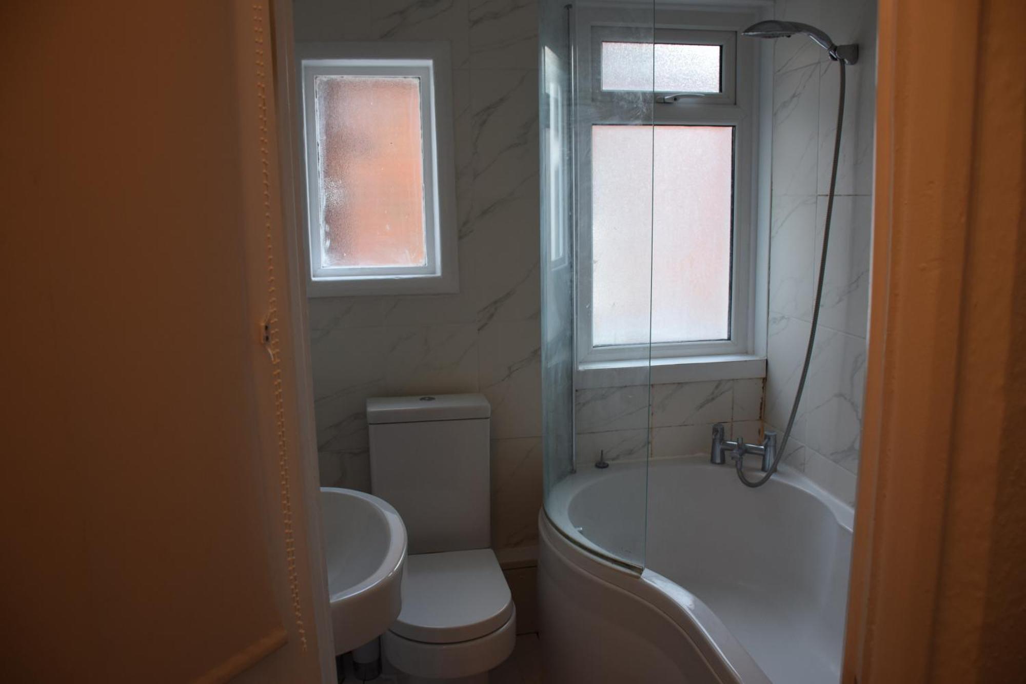 Large 6 Bedroom House - Fortescue