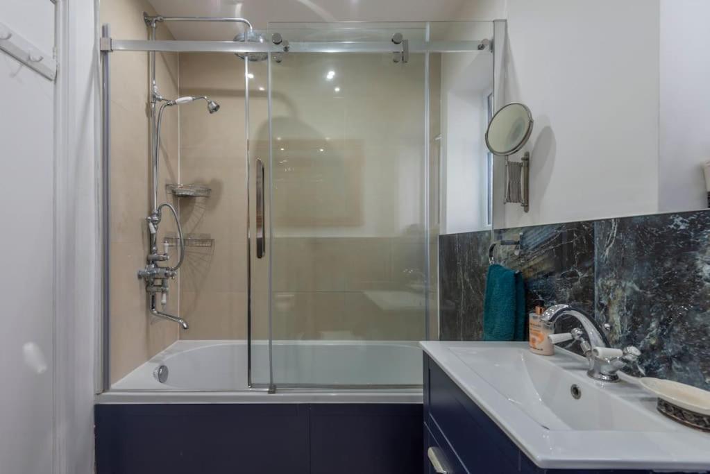 Apartamento Stunning 3-bed House