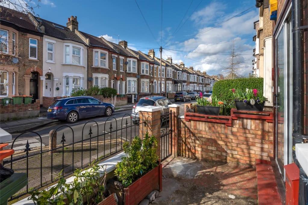 Stunning 3-bed House Londres