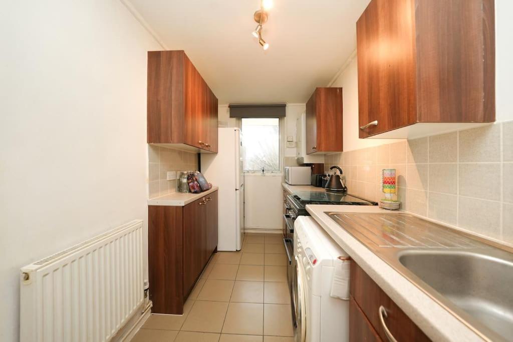 Oasis Flat With High-speed Broadband And Free Parking