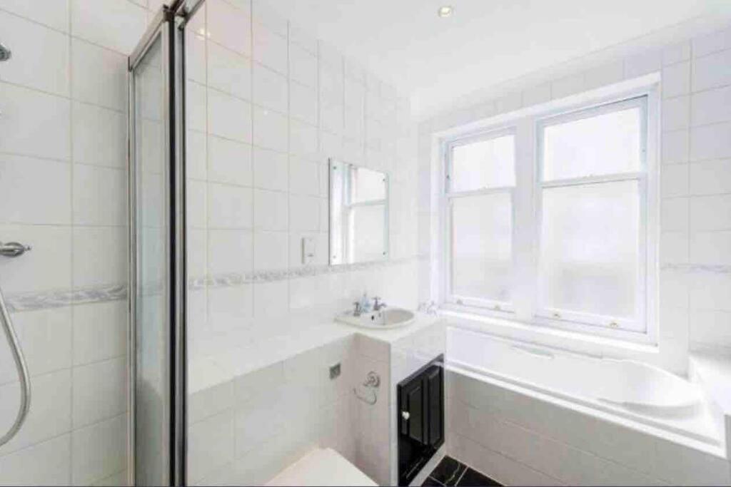 Luxury 3 Bedroom, 3 Bath By Oxford St & Soho Apartamento