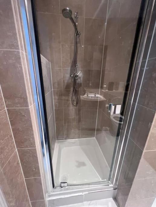 Luxury 3 Bedroom, 3 Bath By Oxford St & Soho Londres