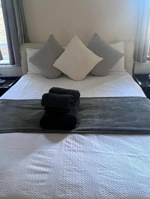 Luxury 3 Bedroom, 3 Bath By Oxford St & Soho *