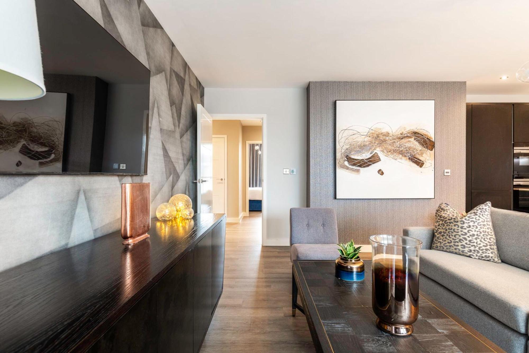 Apartamento Showroom Splendour, Luxe Elegance *