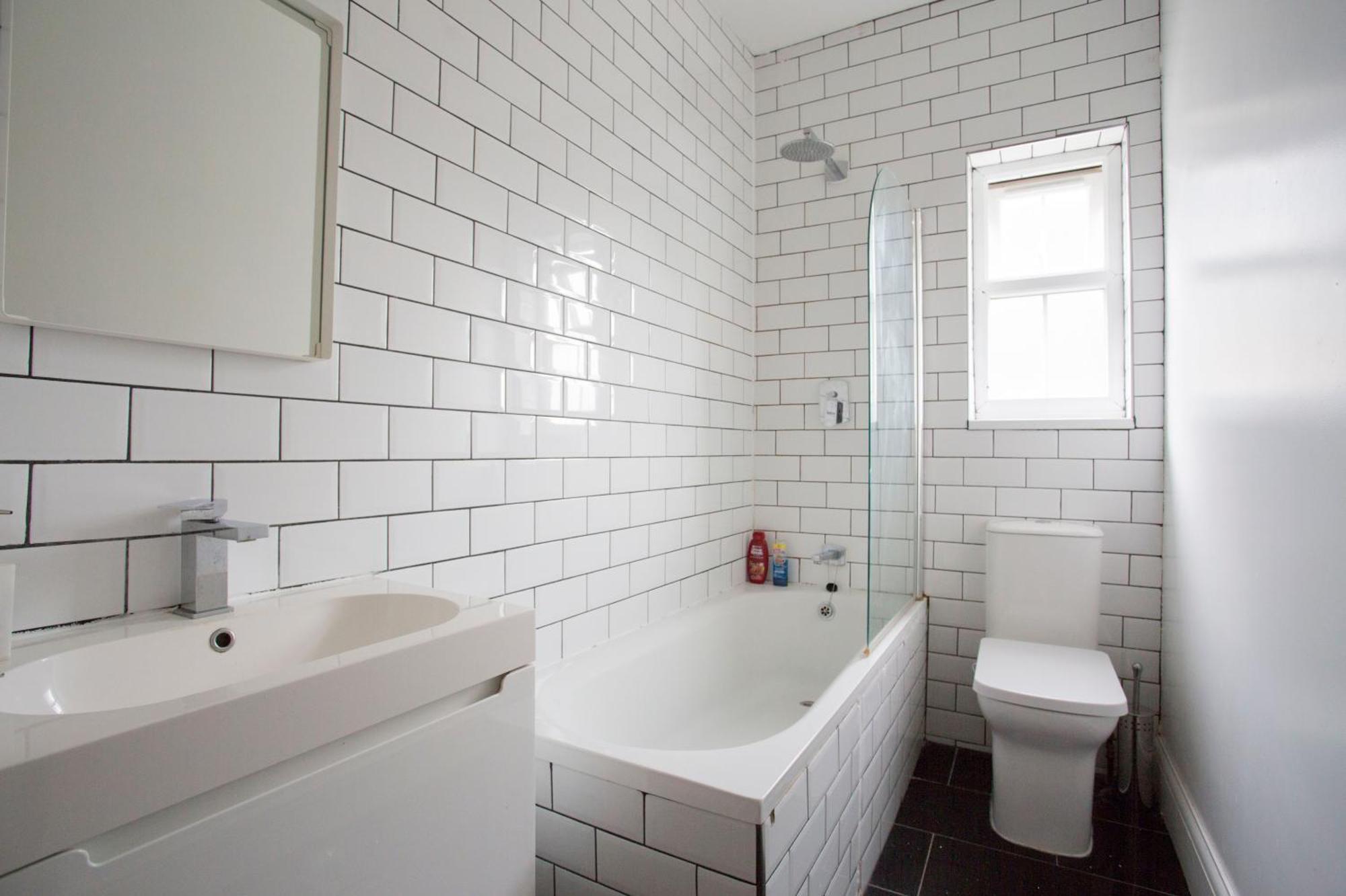 Double Haggerston Homestay