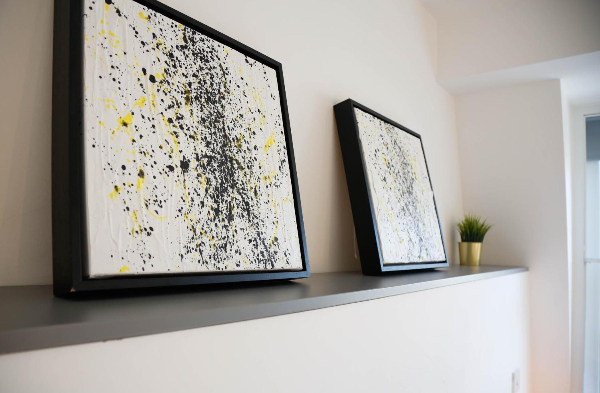 Homestay Luxury In Camden Town Near Shops, Cafes, Bars & Metro With Shared Bathrooms *
