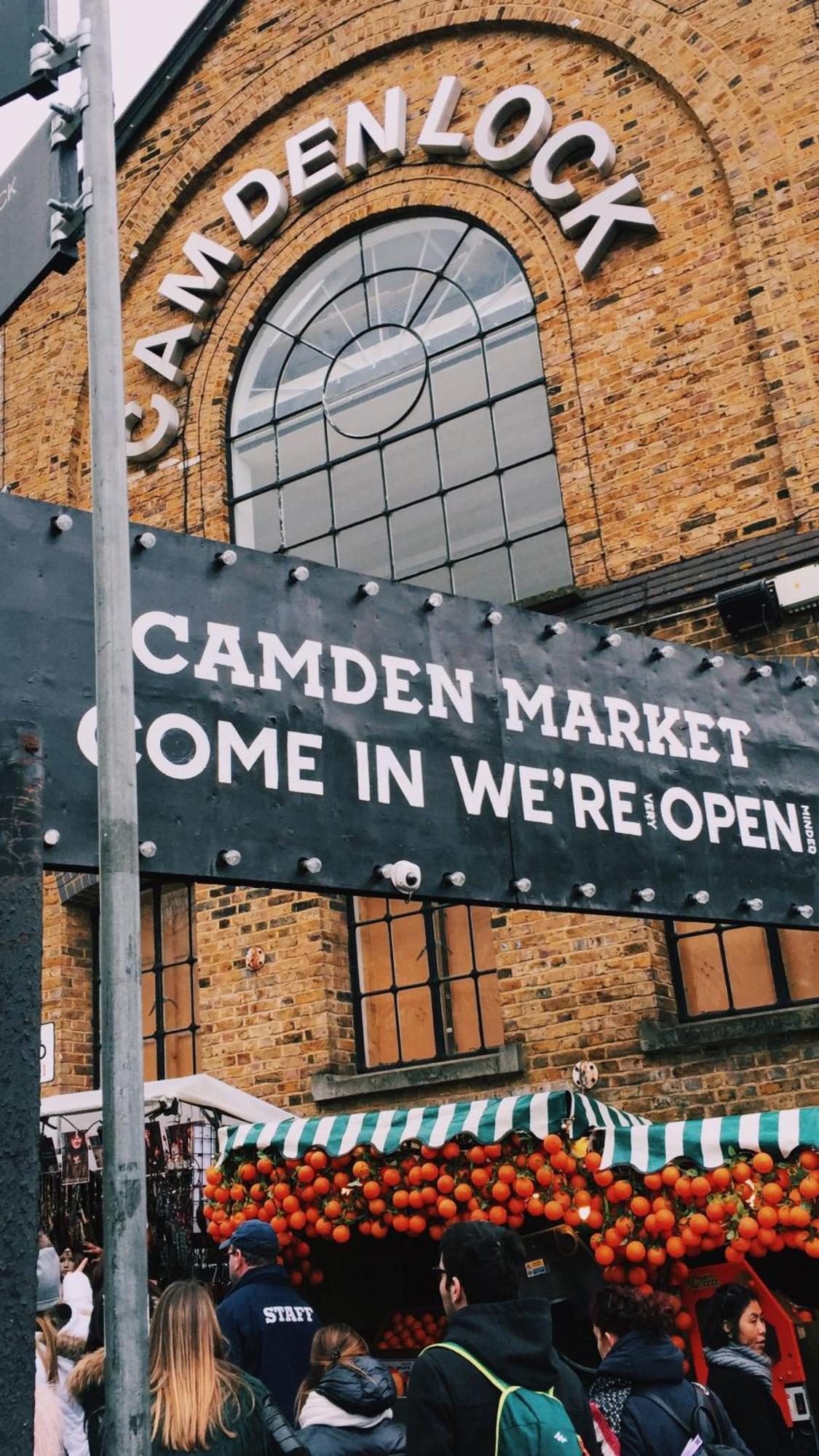 Luxury In Camden Town Near Shops, Cafes, Bars & Metro With Shared Bathrooms Homestay London